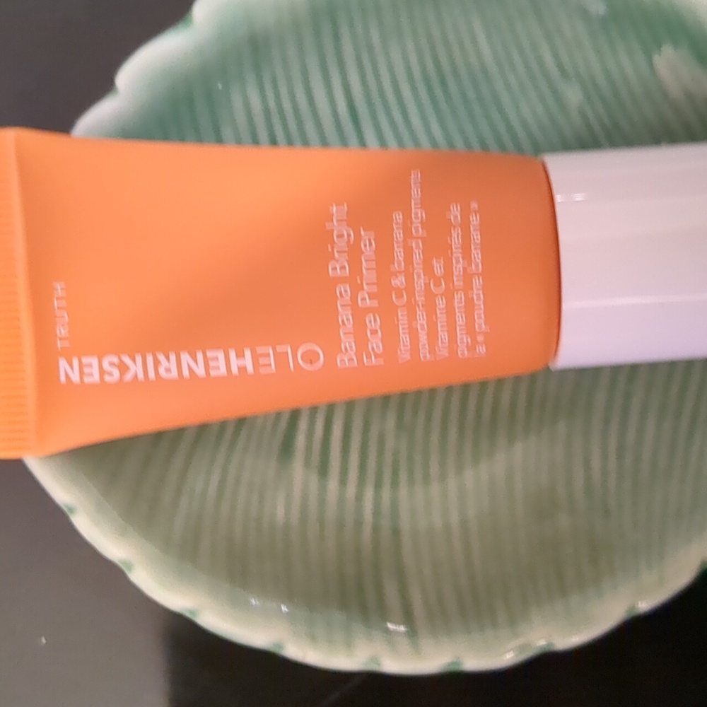 Face Primer - Picture 3 of 3